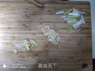 爆炒大头菜的做法步骤：4