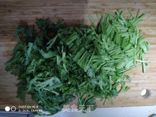 茼蒿鸡蛋的做法步骤：2