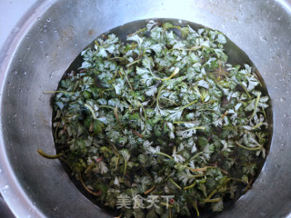 艾叶薄饼的做法步骤：1