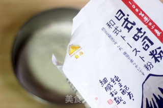 红心火龙果小花餐包的做法步骤：3
