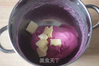 红心火龙果小花餐包的做法步骤：7