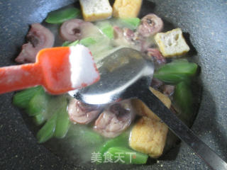 油豆腐腊鸡腿煮莴笋的做法步骤：7