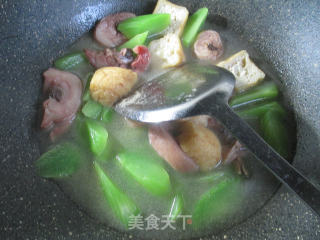 油豆腐腊鸡腿煮莴笋的做法步骤：8