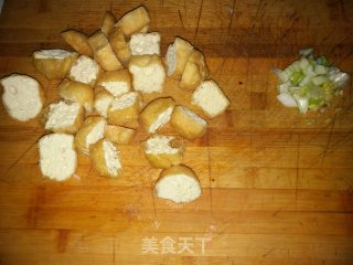白菜炖油豆腐的做法步骤：3