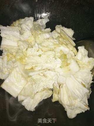 白菜炖油豆腐的做法步骤：5