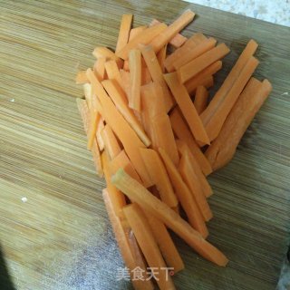 小炒白菜的做法步骤：1