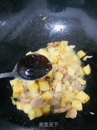 瘦肉炒土豆的做法步骤：9