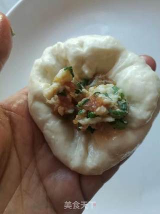猪肉葱油饼的做法步骤：7