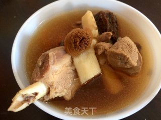 双菇淮山炖展肉的做法步骤：10