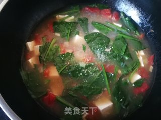 菠菜豆腐粉丝汤的做法步骤：12