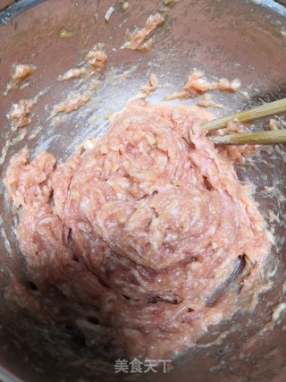 芹菜猪肉水饺的做法步骤：5