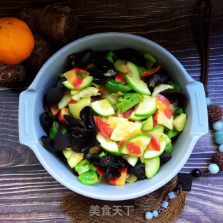 小木耳炒葫芦片的做法步骤：7