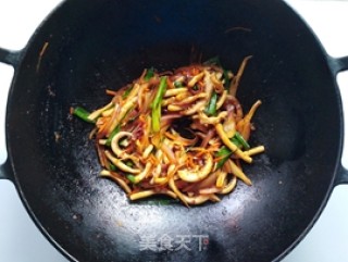 青蒜鱿鱼条的做法步骤：8
