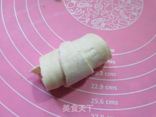 芝士火腿肠飞饼卷的做法步骤：5