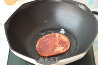 番茄炒面牛排早餐的做法步骤：7