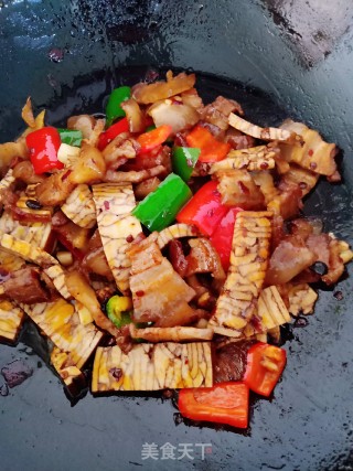 五花肉炒豆花干的做法步骤：7