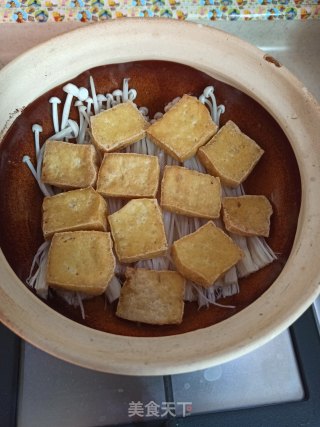 鲈鱼豆腐煲的做法步骤：2