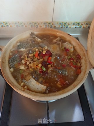 鲈鱼豆腐煲的做法步骤：10
