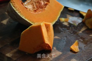 南瓜豆沙饼的做法步骤：1