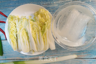 蒜蓉粉丝蒸娃娃菜的做法步骤：2