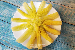 蒜蓉粉丝蒸娃娃菜的做法步骤：5
