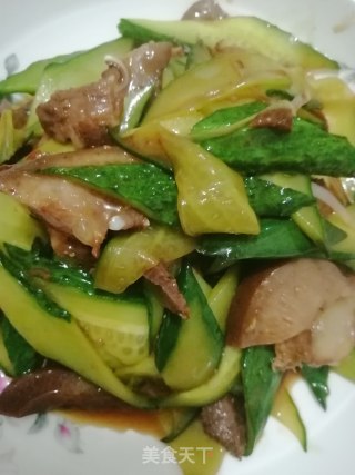 黄瓜炒肉的做法步骤：5