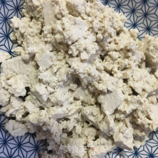 “家常饼”海参豆腐蛋饼的做法步骤：3
