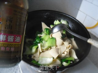 干豆腐烧油菜的做法步骤：7