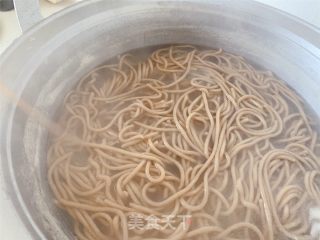 榆皮面杂粮饸饹（附酸菜豆腐卤做法）的做法步骤：7
