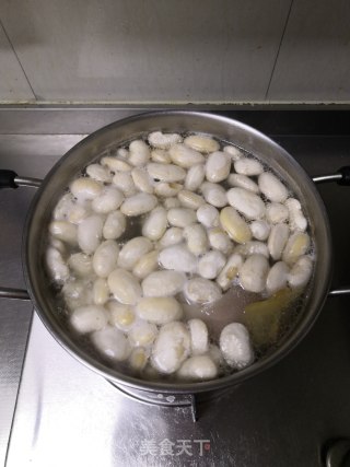 芸豆炖肘子的做法步骤：6