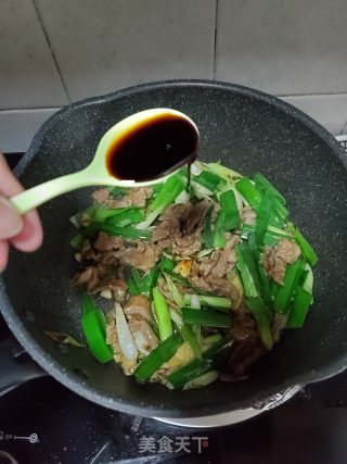 青蒜炒瘦肉的做法步骤：7