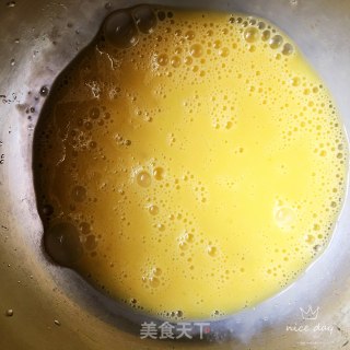 炒馒头的做法步骤：4