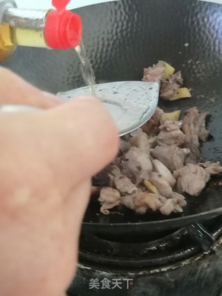 炒兔肉的做法步骤：5