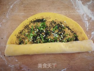 黑芝麻椒盐南瓜发面饼的做法步骤：17