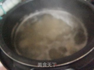 排骨莲藕玉米汤的做法步骤：2