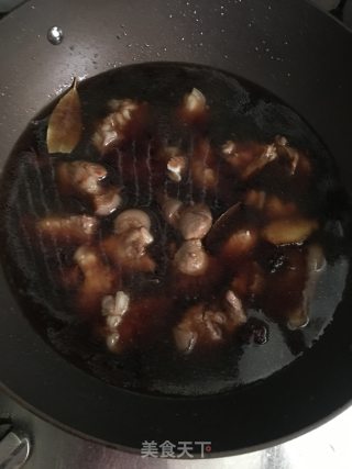 香菇花生焖猪脚的做法步骤：7