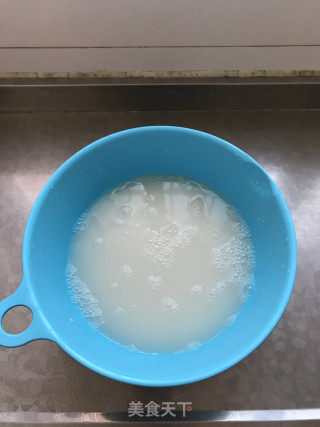 三鲜馅大包子的做法步骤：1