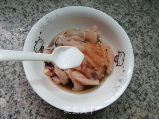 鸡胸肉炒莴笋的做法步骤：4