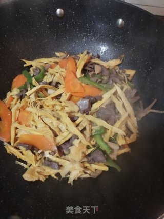 鸭肾炒笋干的做法步骤：9