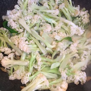 干煸菜花的做法步骤：4