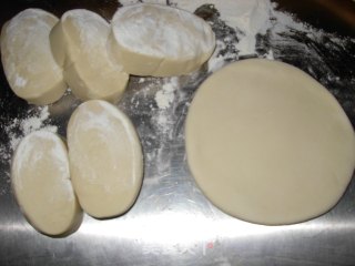 葱油手工面的做法步骤：2