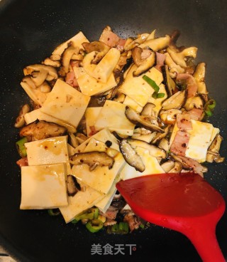 麻辣香菇千页豆腐的做法步骤：9