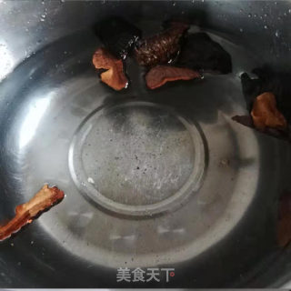 紫芝泡水的做法步骤：3