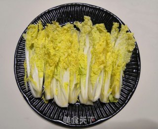 蒜蓉粉丝娃娃菜的做法步骤：1
