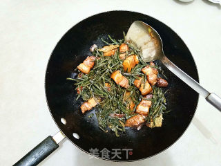 干豆角红烧肉的做法步骤：8