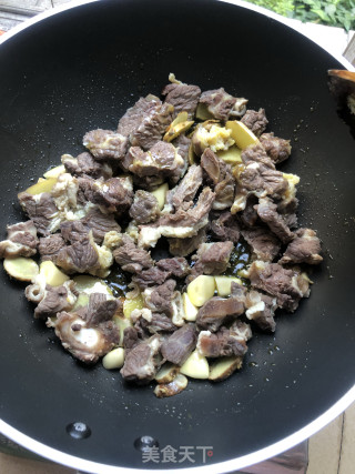 番茄萝卜牛腩的做法步骤：11
