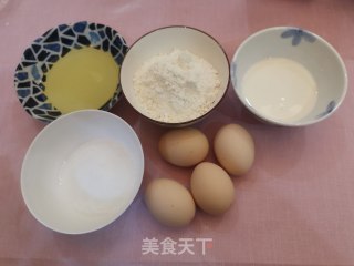 抹茶奶油卷的做法步骤：1
