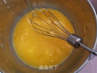 抹茶奶油卷的做法步骤：3
