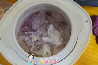 9个月以上紫薯银耳汤的做法步骤：7