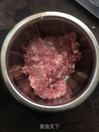 芋头丝蒸肉末的做法步骤：1